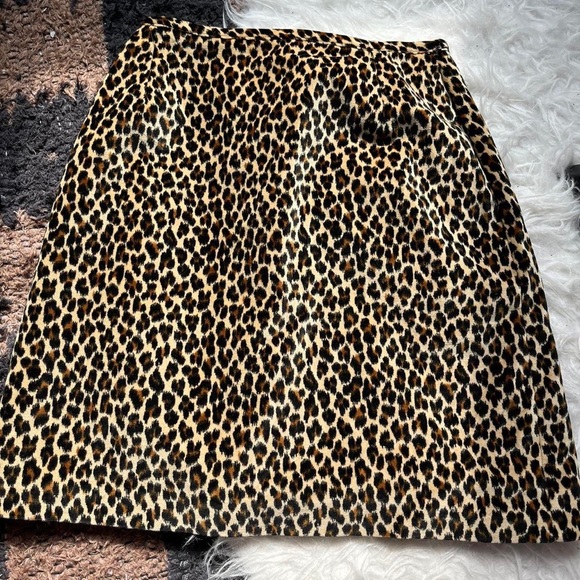 Vintage velvet leopard print skirt - Picture 2 of 5